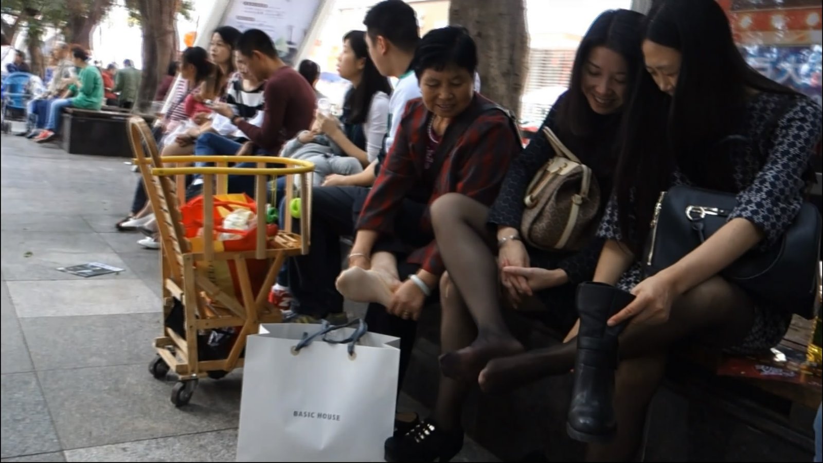 streetsnapfootm[00 00 51][20181202 112435 2]